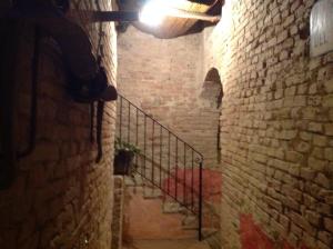 12769_612915918845654_5414729743472490891_n